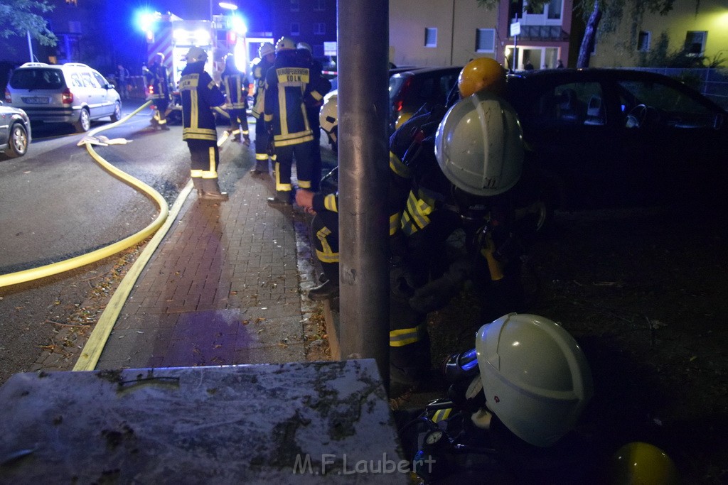 Feuer 2 Y Kellerbrand Koeln Ostheim Ruppinerstr P149.JPG - Miklos Laubert